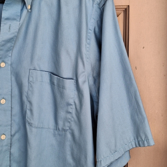 Izod Men's Shirt Sz17 Easy Care Short Sleeves Blue ButtonUp Collar Cotton Twill - Picture 8 of 11